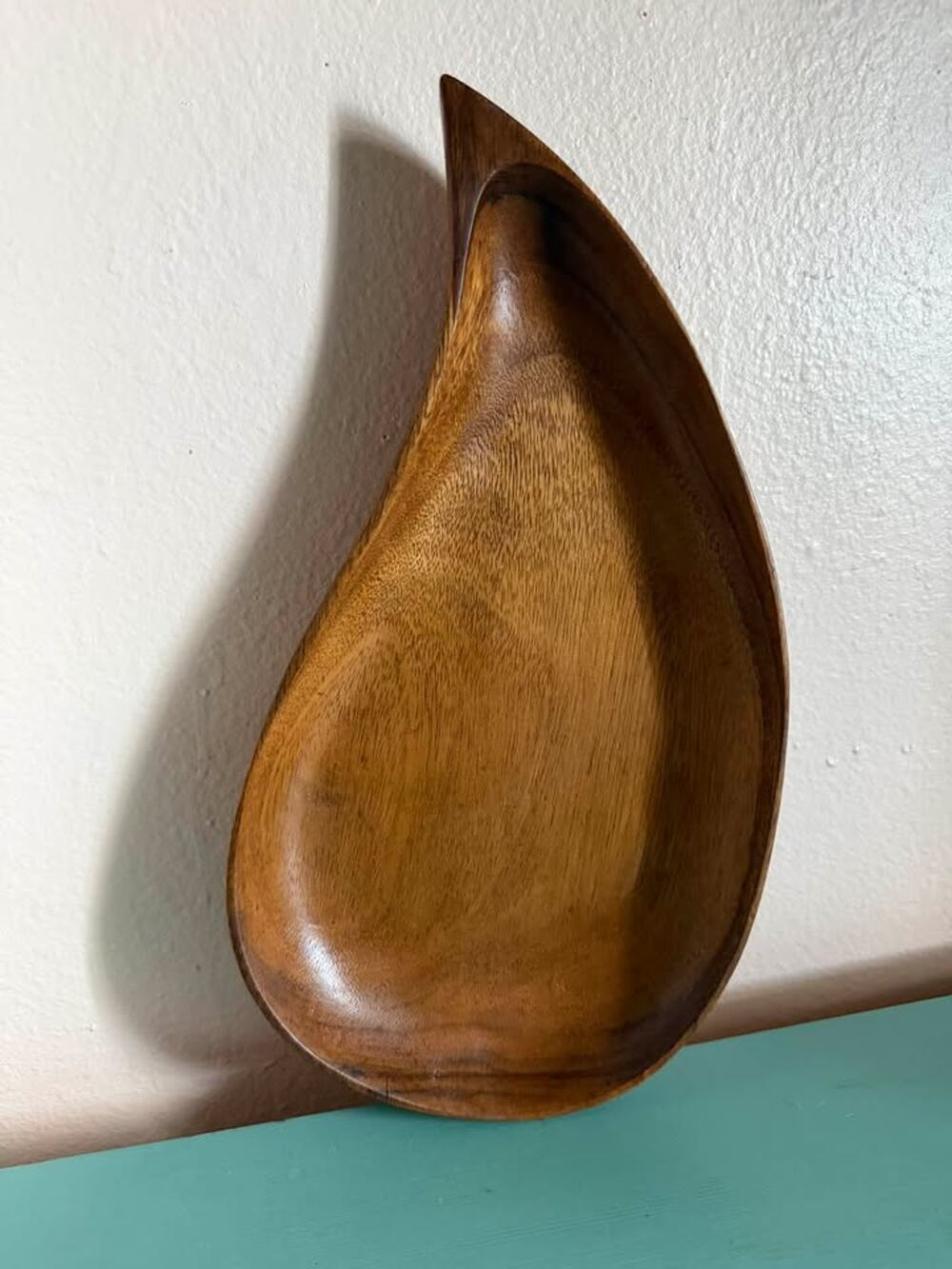 Vintage Leilani Monkey Pod Wood Sculptural Teardrop Serving Bowl